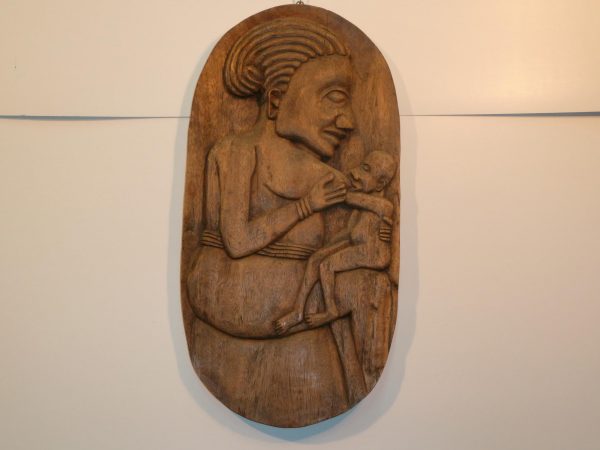 Tabla tallada madera noble