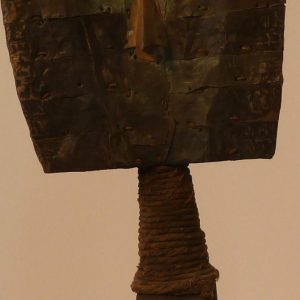 Relicario cobre 49 x 16 cm.